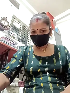 Riyaa-Devi online show from 12/22/25, 05:54