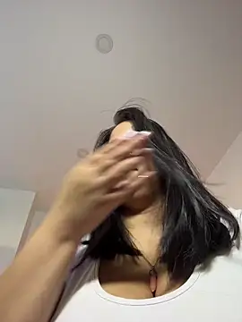 Snapshot of tati_reyess chatting on 10/07/25, 01:30 tati reyess online show from 10/07/25, 01:30