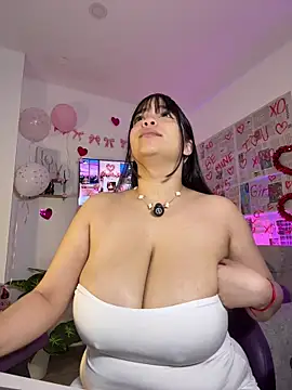 tati reyess online show from 02/12/26, 12:33