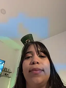 tati reyess online show from 03/17/26, 12:41