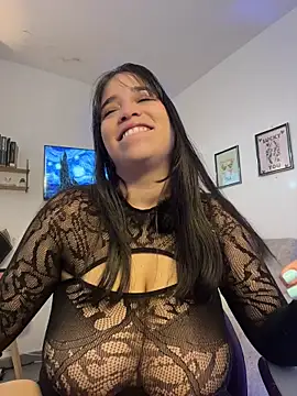 tati reyess online show from 04/09/26, 12:10