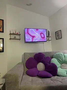 tati reyess online show from 06/06/26, 10:53
