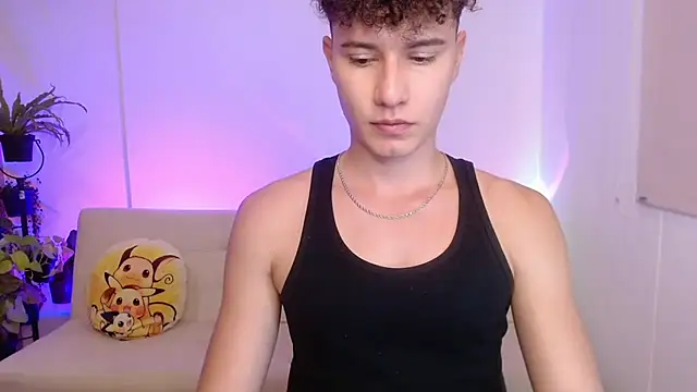 adrian morelly online show from 12/04/25, 07:22