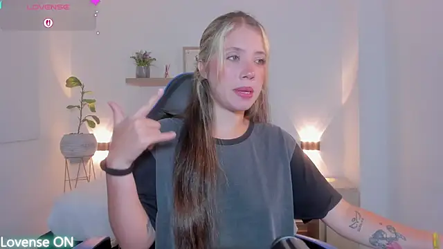 Snapshot of nataly_rodri chatting on 07/05/26, 01:56 nataly rodri online show from 07/05/26, 01:56