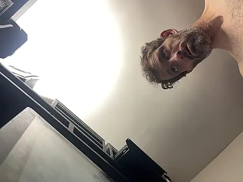 Snapshot of leanjamesdean chatting on 02/10/26, 02:37 leanjamesdean online show from 02/10/26, 02:37