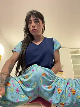 Snapshot of missdirtyhot_ chatting on 02/19/25, 10:45 missdirtyhot online show from 02/19/25, 10:45