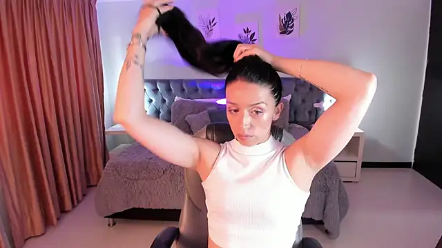 Snapshot of Kristen_Garner chatting on 01/12/26, 07:30 Kristen Garner online show from 01/12/26, 07:30