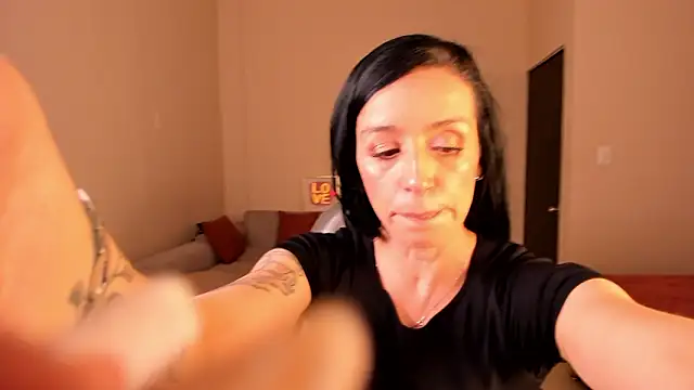 Kristen Garner online show from 03/28/26, 08:30