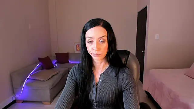 Kristen Garner online show from 05/11/26, 08:17