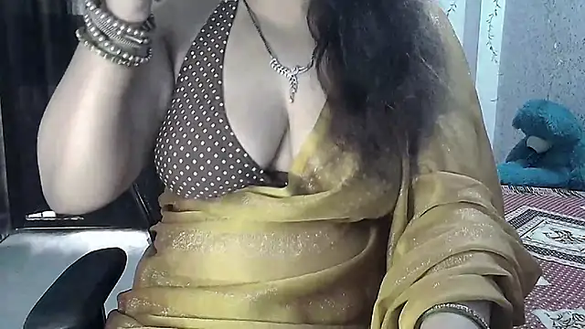 Maria 55 online show from 10/22/25, 08:03