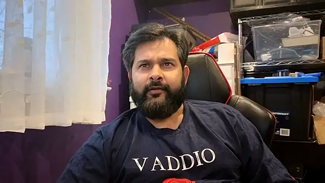 Snapshot of Sakhtlaundaz chatting on 12/20/25, 08:49 Sakhtlaundaz online show from 12/20/25, 08:49