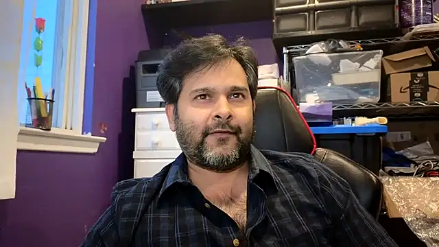 Snapshot of Sakhtlaundaz chatting on 01/08/26, 09:50 Sakhtlaundaz online show from 01/08/26, 09:50