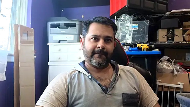 Snapshot of Sakhtlaundaz chatting on 05/12/26, 02:03 Sakhtlaundaz online show from 05/12/26, 02:03