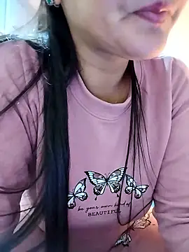 Snapshot of lolo890 chatting on 01/19/26, 12:03 lolo890 online show from 01/19/26, 12:03