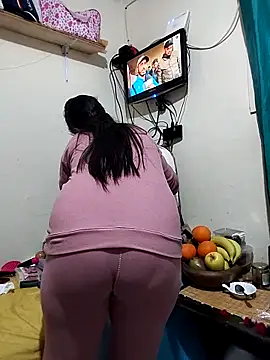 Snapshot of lolo890 chatting on 02/25/26, 09:57 lolo890 online show from 02/25/26, 09:57