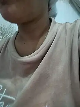 lolo890 online show from 04/27/26, 07:34