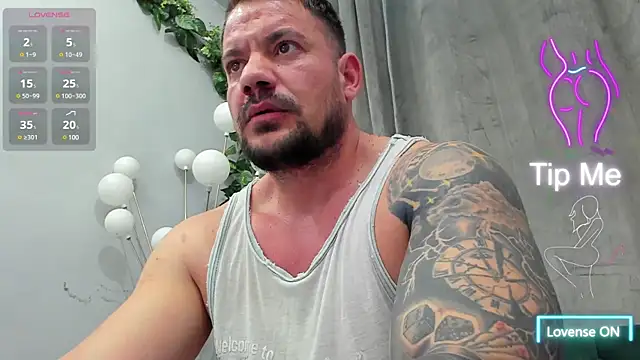 musclemonster31 online show from 03/13/25, 01:54