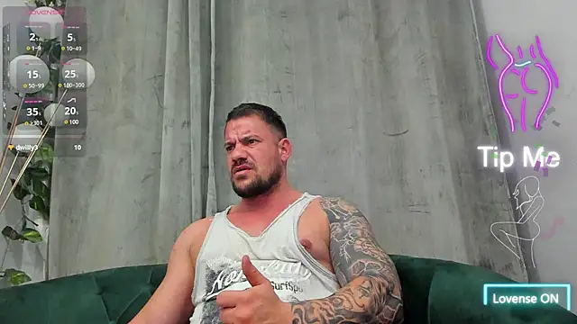 musclemonster31 online show from 03/13/25, 05:00