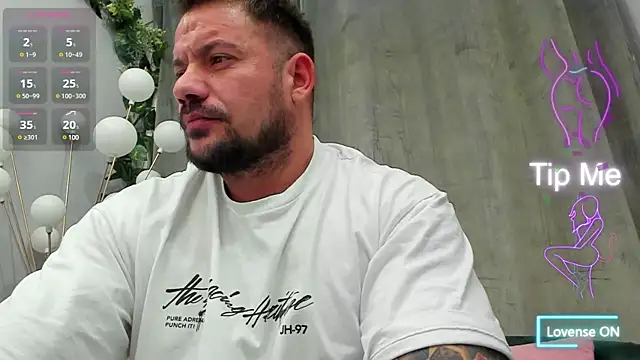 musclemonster31 online show from 03/15/25, 10:33