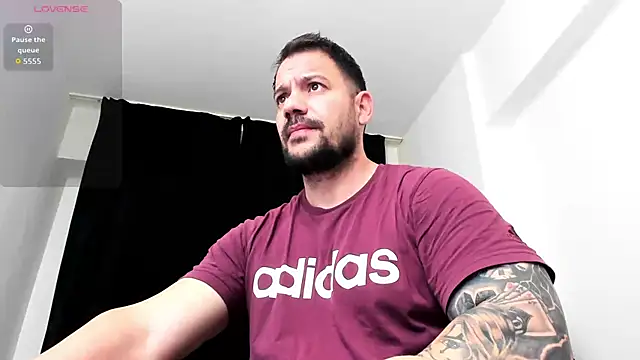 musclemonster31 online show from 12/20/25, 09:00