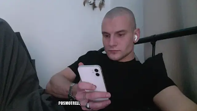 ETHAN MOORE online show from 02/05/26, 06:34