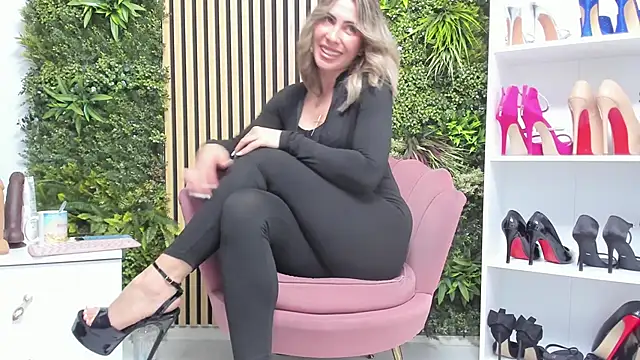 sweetcherry30 online show from 04/21/26, 06:09