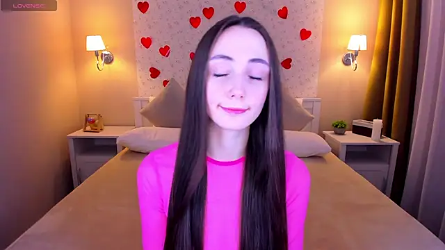 Snapshot of Lexi_Split chatting on 02/16/25, 08:32 Lexi Split online show from 02/16/25, 08:32