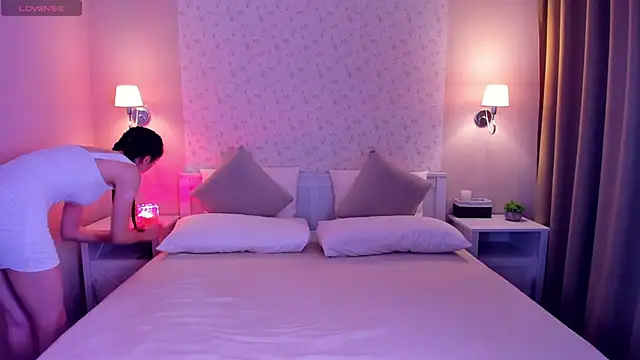 Lexi Split online show from 11/23/25, 01:49