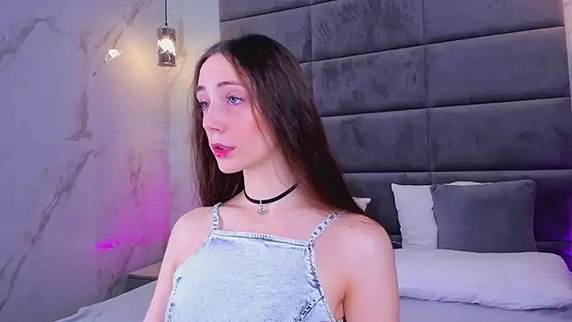 Lexi Split online show from 01/10/26, 01:40