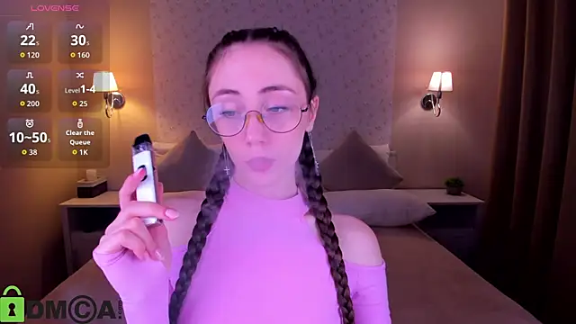 Snapshot of Lexi_Split chatting on 06/21/26, 02:36 Lexi Split online show from 06/21/26, 02:36