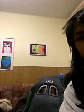 Snapshot of calliemaggotbone chatting on 11/02/25, 11:45 calliemaggotbone online show from 11/02/25, 11:45