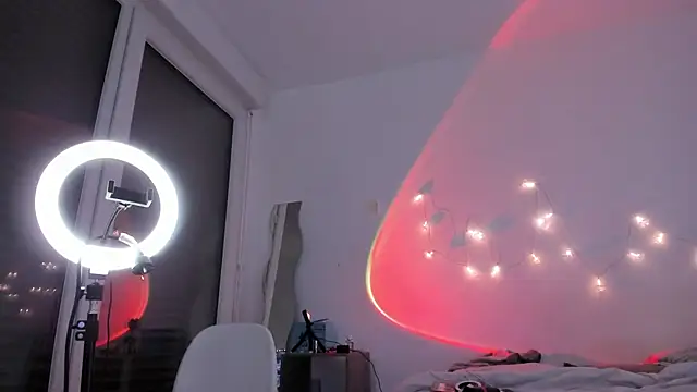 Snapshot of lissajoness chatting on 02/11/25, 01:41 lissajoness online show from 02/11/25, 01:41