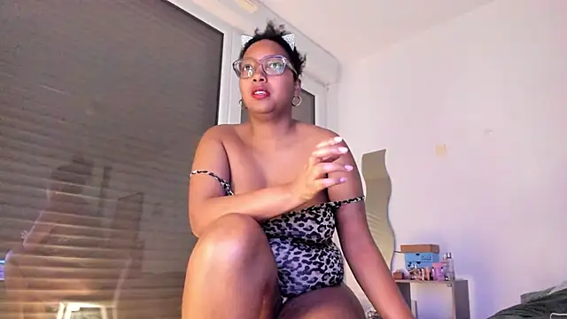 lissajoness online show from 02/02/26, 11:09