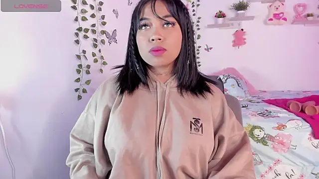 Emily restrepo online show from 02/05/25, 04:16