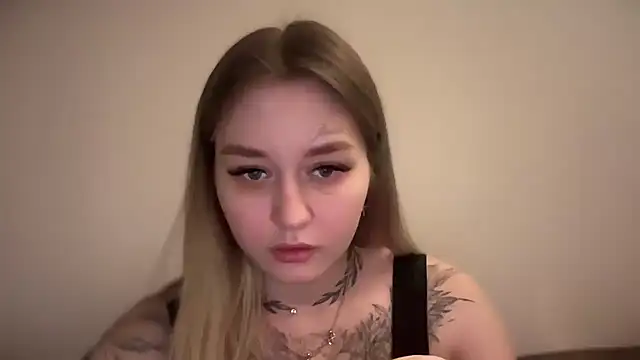 Isabel-Bailey online show from 12/31/24, 08:34