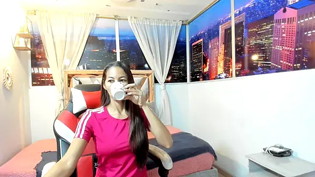 Rosalinda Cortez online show from 01/20/25, 12:49