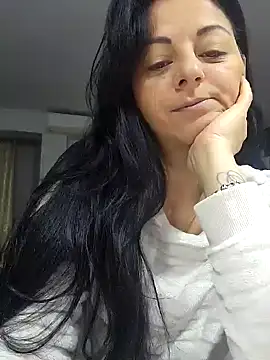 bruneta sexy23 online show from 02/12/25, 04:12