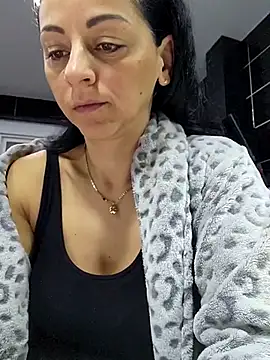 bruneta sexy23 online show from 02/15/25, 03:52