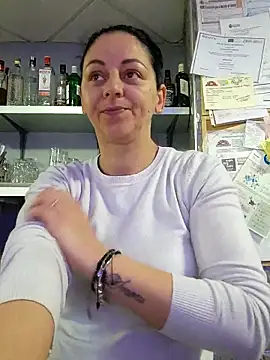 bruneta sexy23 online show from 03/05/25, 08:10