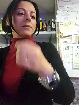 bruneta sexy23 online show from 03/08/25, 07:05