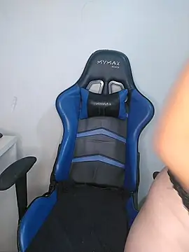 Rafaelayamazaki online show from 04/22/26, 01:01