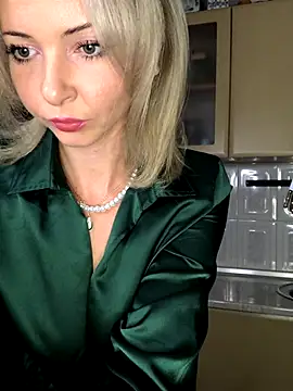 Snapshot of Kristina03 chatting on 10/22/25, 08:30 Kristina03 online show from 10/22/25, 08:30