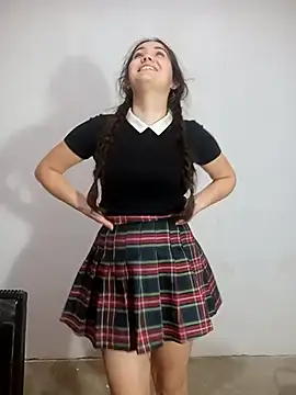 Ak0712  online show from 10/25/25, 04:57