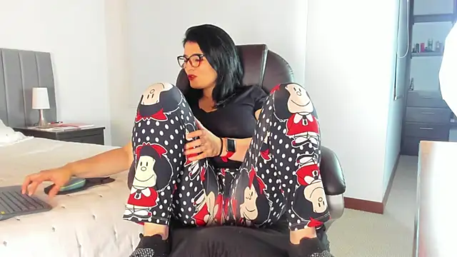 adriana71 online show from 12/03/25, 03:14