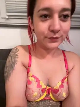 Snapshot of Tamy-Love chatting on 09/20/25, 08:32 Tamy-Love online show from 09/20/25, 08:32