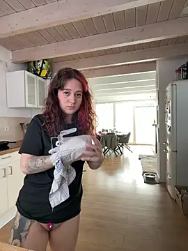 Tamy-Love online show from 04/17/26, 10:07