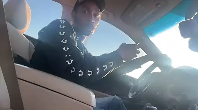 Snapshot of ITSONLYKENNY chatting on 01/28/25, 09:50 ITSONLYKENNY online show from 01/28/25, 09:50