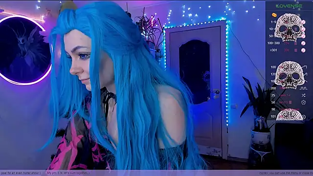 Fridart-house Fortuna online show from 12/21/25, 02:02