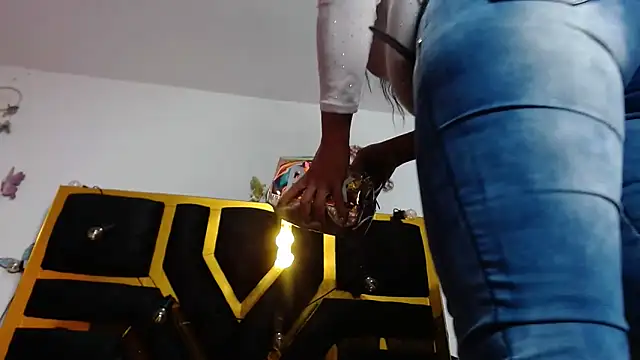 Helennahot online show from 01/24/25, 06:46