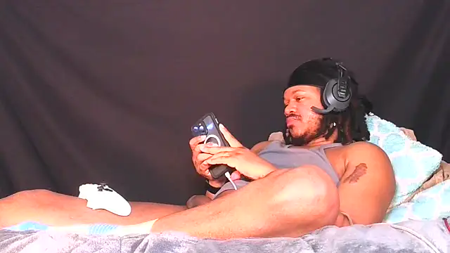 Carolinayoungin online show from 04/23/26, 10:23